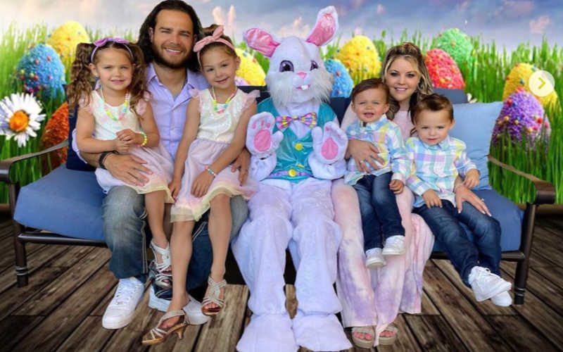 Brandon Crawford's wife Jalynne Crawford shares adorable pictures